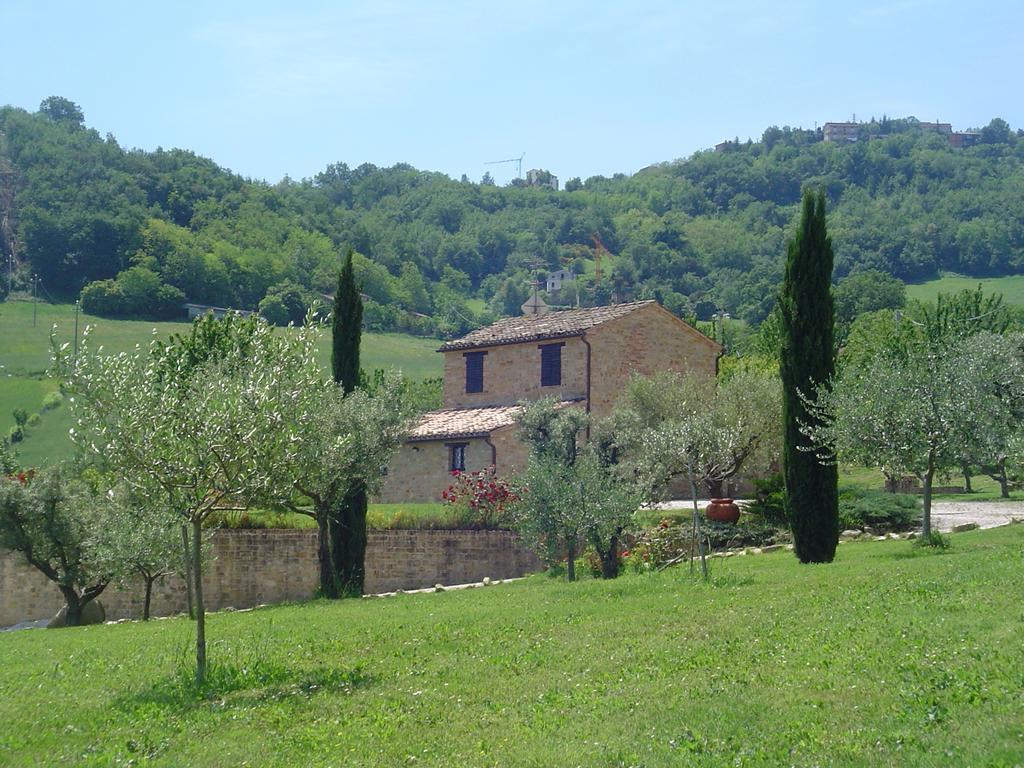 Agriturismo Tre Querce Penna San Giovanni Exteriör bild